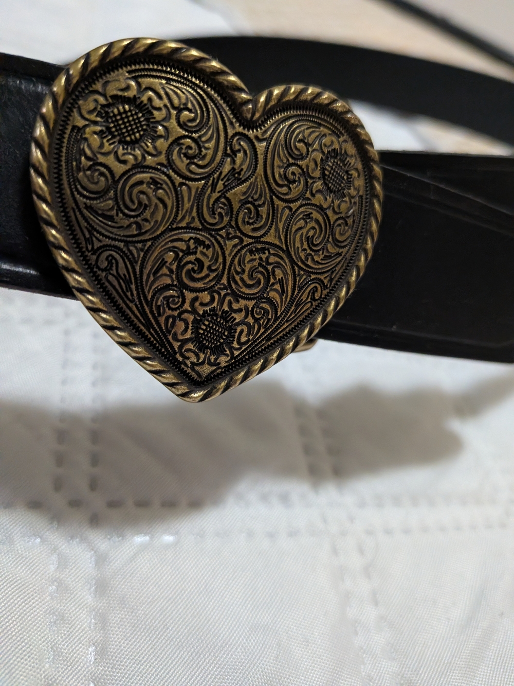 American Eagle  Black Leather Belt with Ornate Gold Heart Buckle